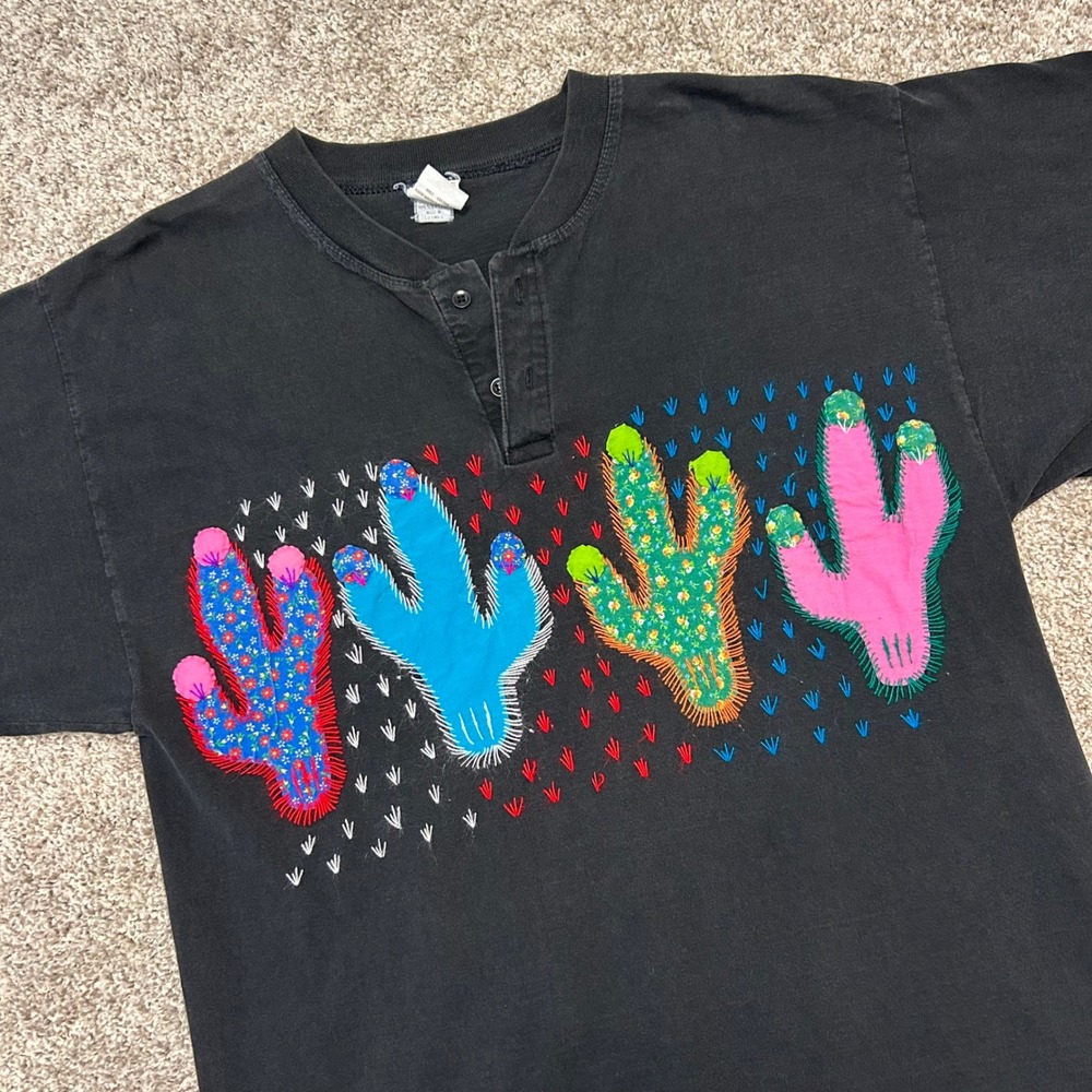 Vintage El Condor Cactus Tshirt Henley NO SIZE‎ TAG Stitched Aztec Southwestern